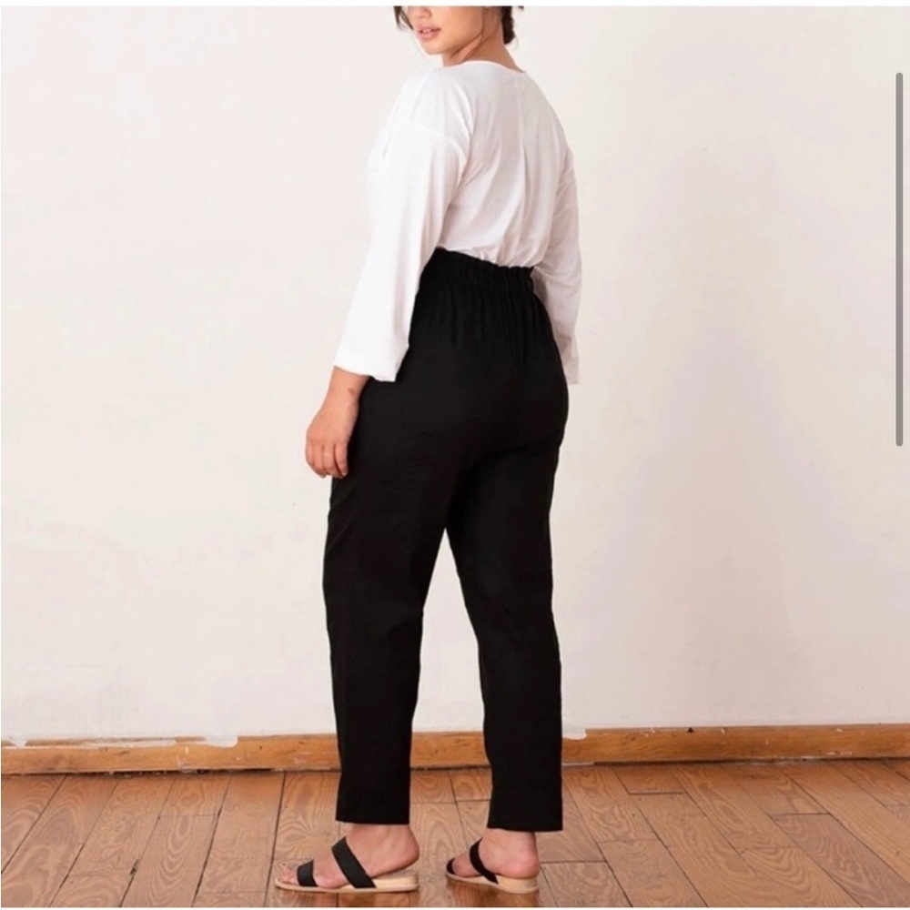 Aday "Kick Back" Lightweight Cropped Linen Trousers — image 4 of 8